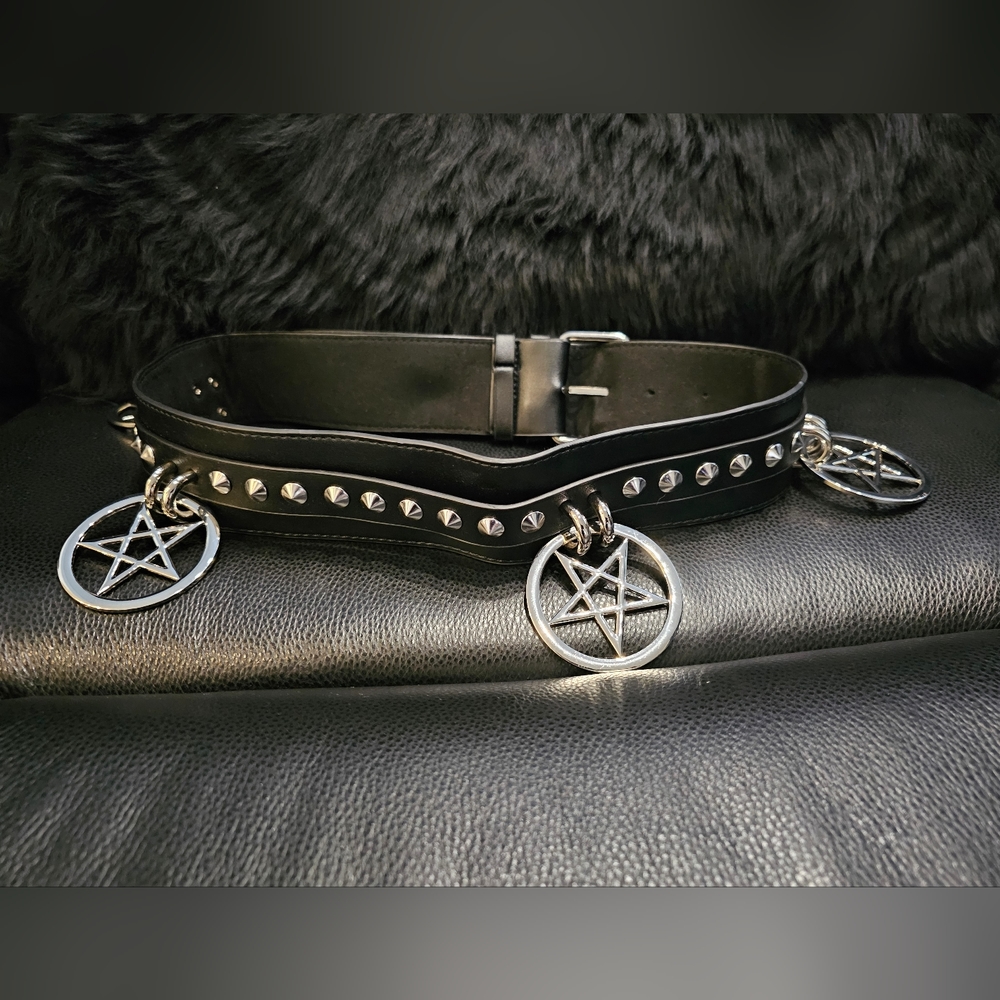 Killstar pentagram belt
